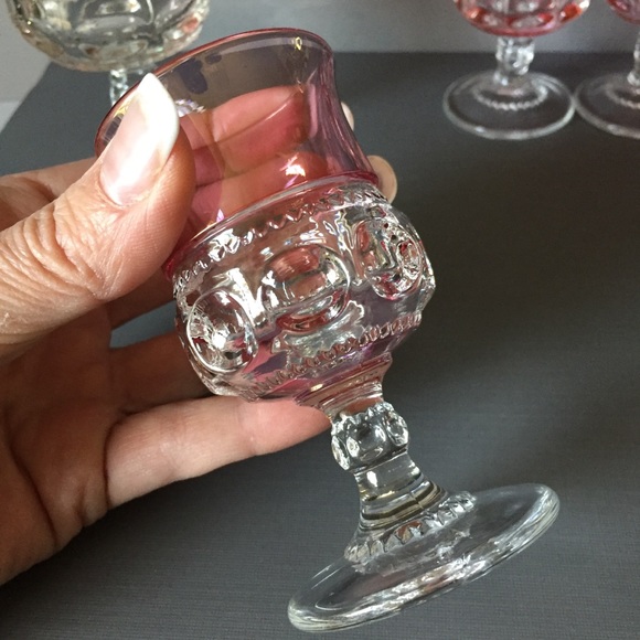 Vintage King crown pink glass faceted drink glasses cordials 4 set - Picture 7 of 7